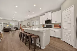 2321 W Winding Pines Dr, Tomball, TX 77375 - Photo 5