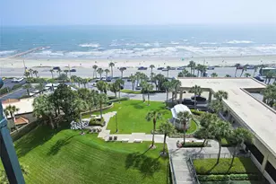 5220 Seawall Blvd, Galveston, TX 77551 - Photo 11