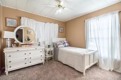 1004 Parkway Street, Baytown, TX 77520 - Photo 5