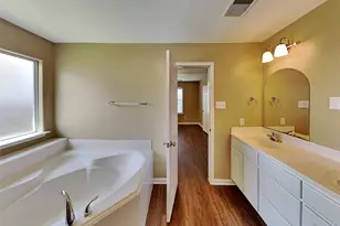 3926 Cloudbluff Ln, Richmond, TX 77469 - Photo 9