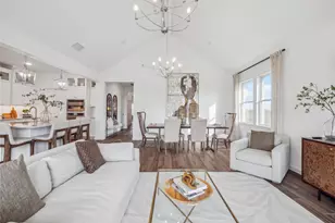 1800 Mesquite Trl, Dayton, TX 77535 - Photo 13