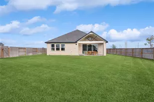 1800 Mesquite Trl, Dayton, TX 77535 - Photo 23