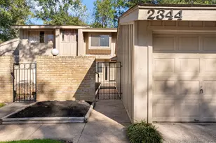 2344 W Settler's Way, The Woodlands, TX 77380 - Photo 3