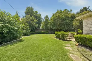 4919 Imperial St, Bellaire, TX 77401 - Photo 15
