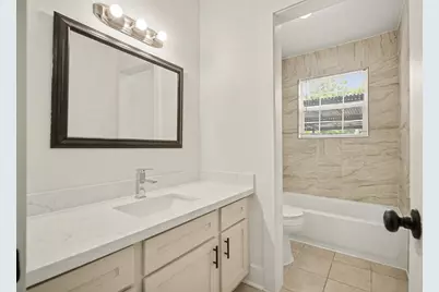5704 Edgemoor Drive #81, Houston, TX 77081 - Photo 9