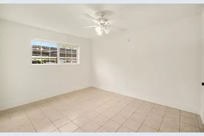 5704 Edgemoor Drive #81, Houston, TX 77081 - Photo 15