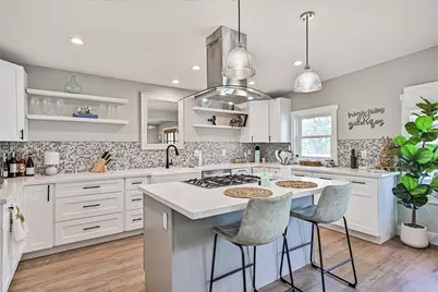 1615 Avenue L, Galveston, TX 77550 - Photo 15