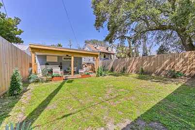 1615 Avenue L, Galveston, TX 77550 - Photo 43