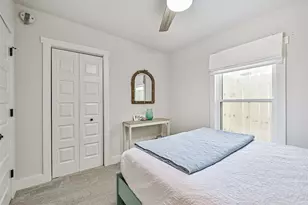 1615 Avenue L, Galveston, TX 77550 - Photo 27