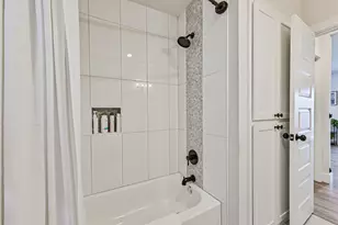 1615 Avenue L, Galveston, TX 77550 - Photo 31