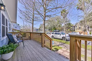 1615 Avenue L, Galveston, TX 77550 - Photo 45