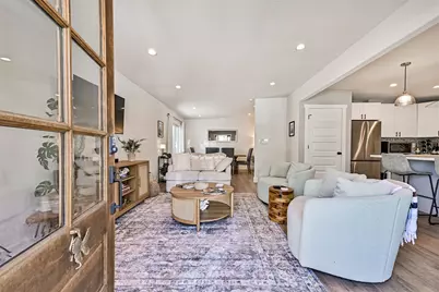 1615 Avenue L, Galveston, TX 77550 - Photo 5