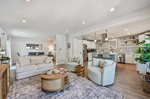 1615 Avenue L, Galveston, TX 77550 - Photo 9