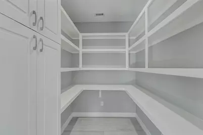 6705 Roanoke St, Houston, TX 77028 - Photo 11