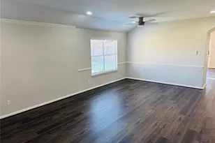 9530 Flying Eagle Ct, Houston, TX 77083 - Photo 5