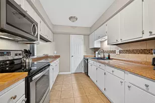 4064 Belle Park Dr, Houston, TX 77072 - Photo 23