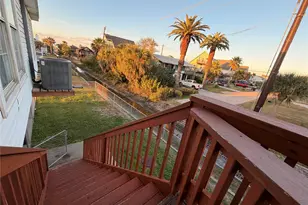 16701 Moby Dick Dr, Jamaica Beach, TX 77554 - Photo 33