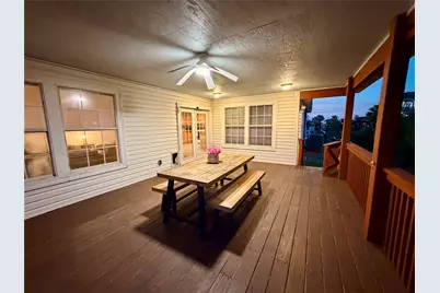 16701 Moby Dick Drive, Jamaica Beach, TX 77554 - Photo 9