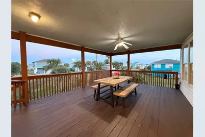 16701 Moby Dick Drive, Jamaica Beach, TX 77554 - Photo 7