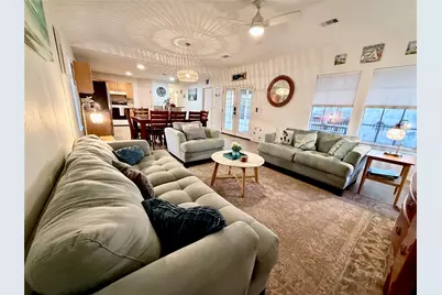 16701 Moby Dick Drive, Jamaica Beach, TX 77554 - Photo 11