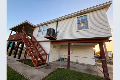 16701 Moby Dick Drive, Jamaica Beach, TX 77554 - Photo 5
