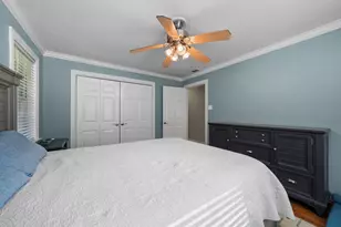 209 Hillcrest Dr, Conroe, TX 77303 - Photo 17