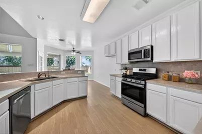 13910 Sunset View Drive, Houston, TX 77083 - Photo 5