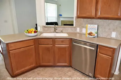 13600 Breton Ridge Street #9C, Houston, TX 77070 - Photo 11