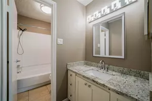 8481 Sands Point Dr, Houston, TX 77036 - Photo 7