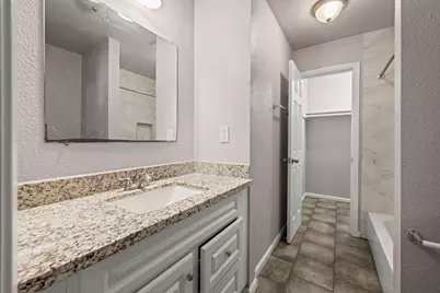 6138 Kenilwood Drive, Houston, TX 77033 - Photo 13