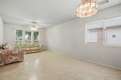 1723 Oak Ridge Drive, Kemah, TX 77565 - Photo 3