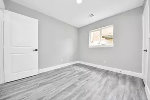 11823 Leitrim Way, Houston, TX 77047 - Photo 19