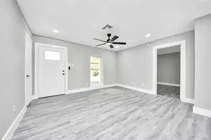 11823 Leitrim Way, Houston, TX 77047 - Photo 5