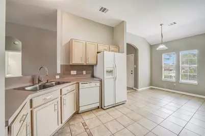 7002 Plaza Del Sol Drive, Houston, TX 77083 - Photo 11