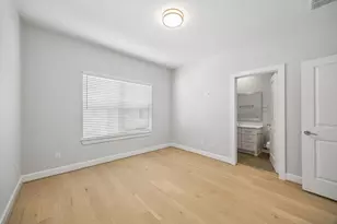 8705 Ojeman Oaks Ln, Houston, TX 77055 - Photo 27