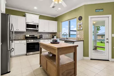 237 Vivian Road, Onalaska, TX 77360 - Photo 13