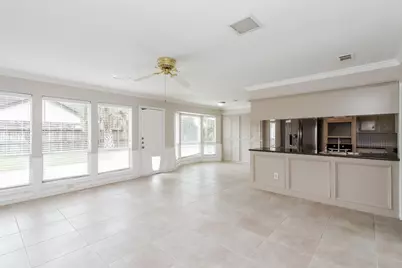 1403 Diana Court, Houston, TX 77062 - Photo 9