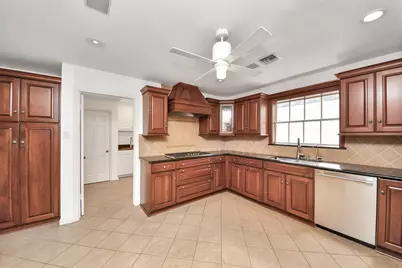 354 Knipp Road, Houston, TX 77024 - Photo 9