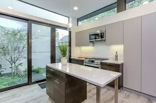 3404 Saltus St, Houston, TX 77003 - Photo 13