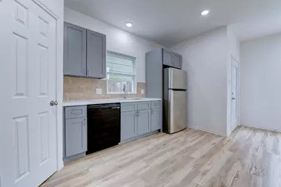 8203 Woodlyn Road #C, Houston, TX 77028 - Photo 15