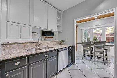1018 Londonderry Avenue, Friendswood, TX 77546 - Photo 15