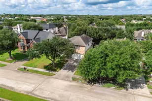406 Stockbridge Ln, Dickinson, TX 77539 - Photo 33