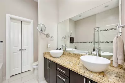 2110 Shearn Street #12, Houston, TX 77007 - Photo 11