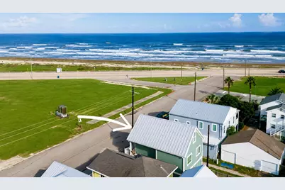 1411 12th Street, Galveston, TX 77550 - Photo 41