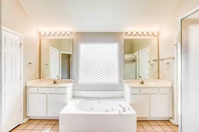 10330 Claybrook Drive, Houston, TX 77089 - Photo 13