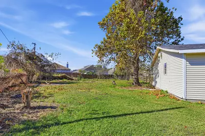 301 Brown Drive, Texas City, TX 77591 - Photo 23