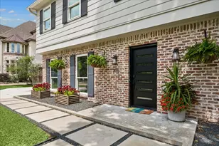 306 Greenpark Dr, Houston, TX 77079 - Photo 35