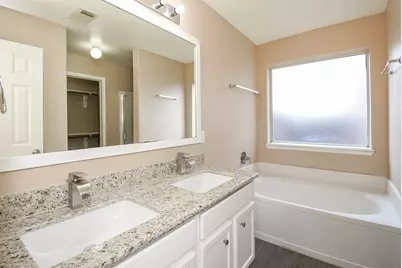 8902 Grand Villa Lane, Richmond, TX 77407 - Photo 11