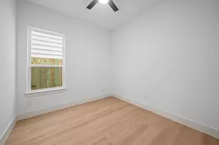 426 Calloway St, Houston, TX 77029 - Photo 9