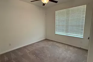 343 Sky Top Dr, Montgomery, TX 77316 - Photo 11